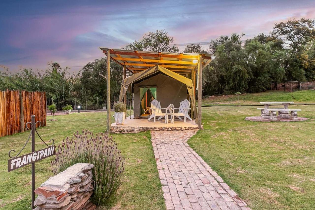 Schoemanshoek Glamping Оудсхорн Екстериор снимка