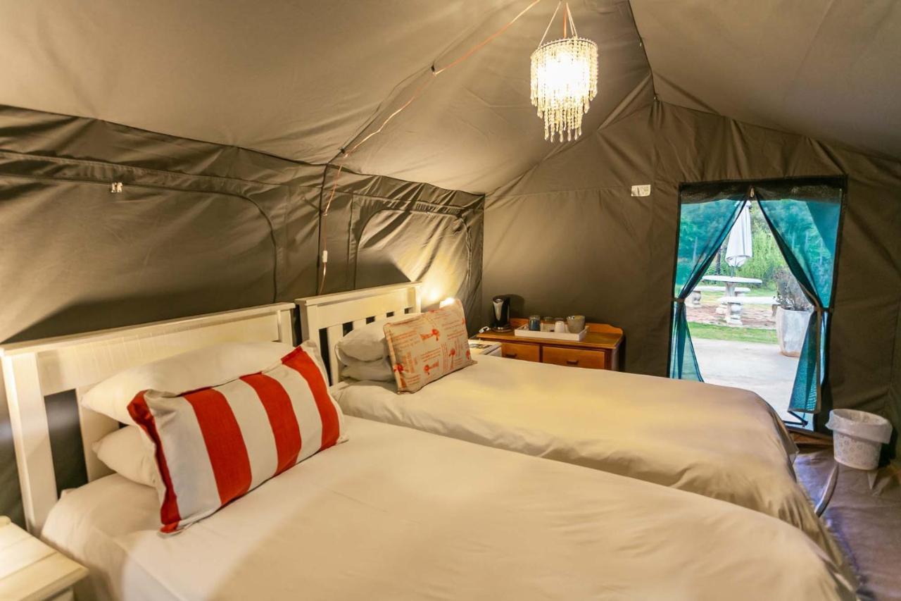 Schoemanshoek Glamping Оудсхорн Екстериор снимка